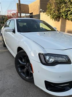 كرايسلر 300